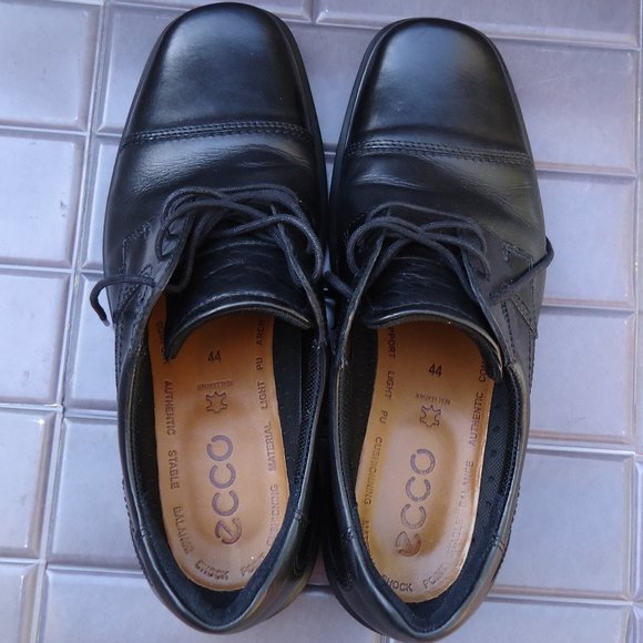 SIZE EU 44. ECCO Helsinki leather oxfords shoes. - Picture 10 of 16